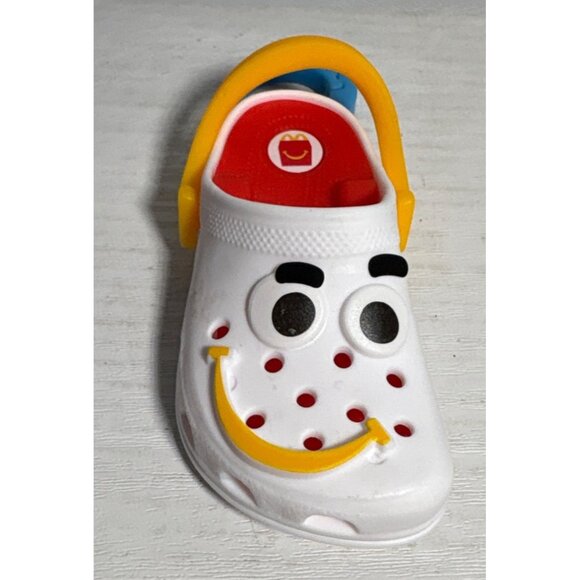 Crocs McDonalds Happy Meal Toy White Shoe Keychain Yellow Handle & Blue Ring - Picture 2 of 8